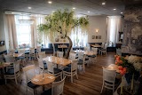 Bull & Filly — restaurant in Winnipeg