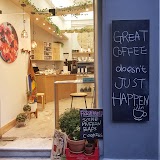 STOLEN SUMMER — coffee shop in Auckland