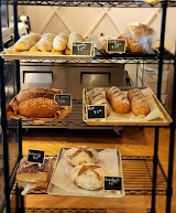 Indulge Café and Bakery — coffee shop in Winnipeg