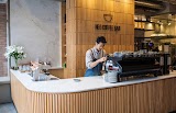 NEO COFFEE BAR BAY X COLLEGE — coffee shop in Toronto