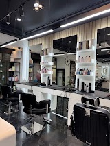 MEDIVINE SALON — hair salon in Birmingham