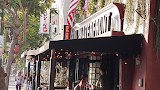 Waterfront Bar & Grill — bar in San Diego