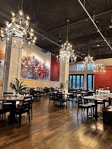 Lumi Restaurant — restaurant in Minneapolis